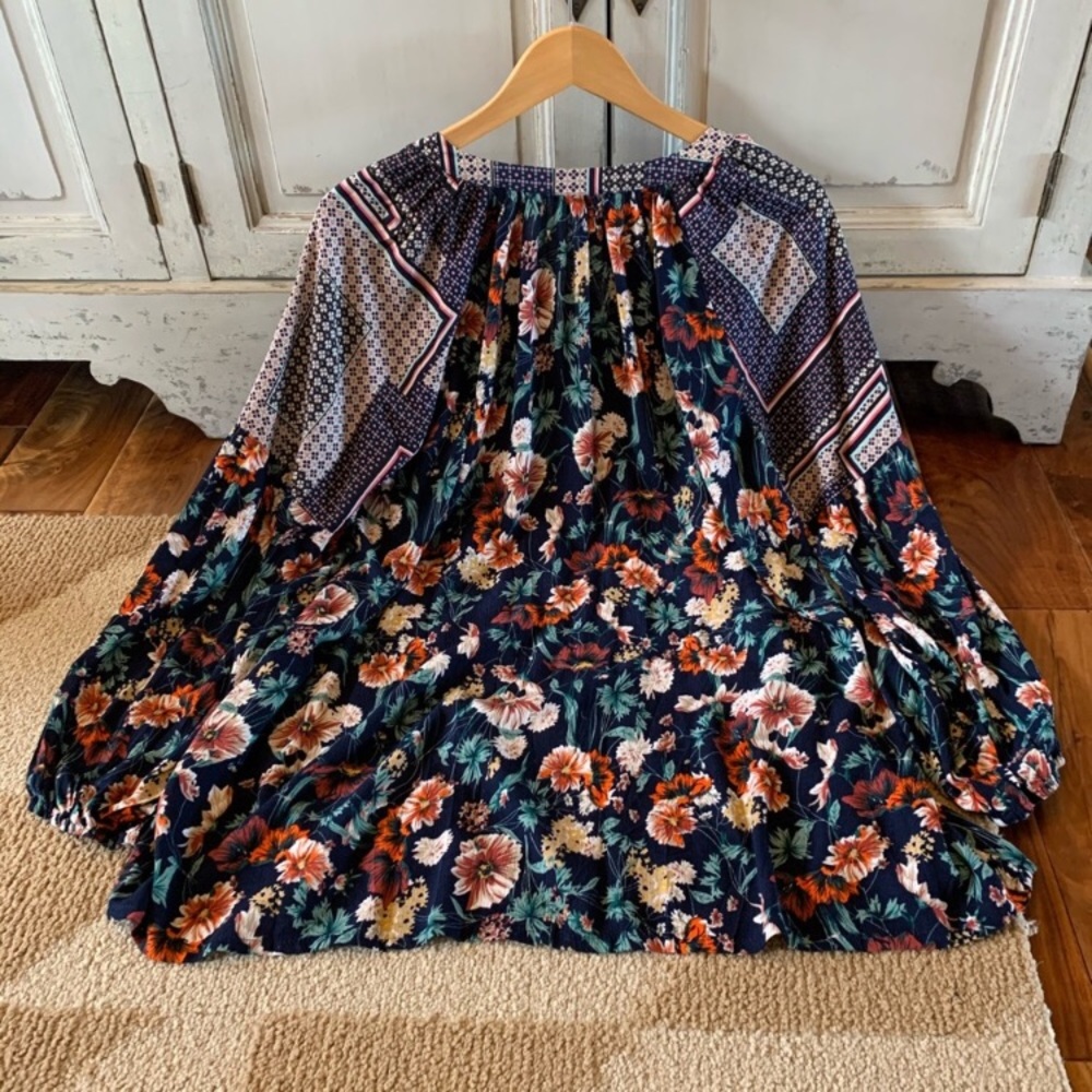 Jodifl | Bohemian Floral Blouse 🌹 - Picture 5 of 5